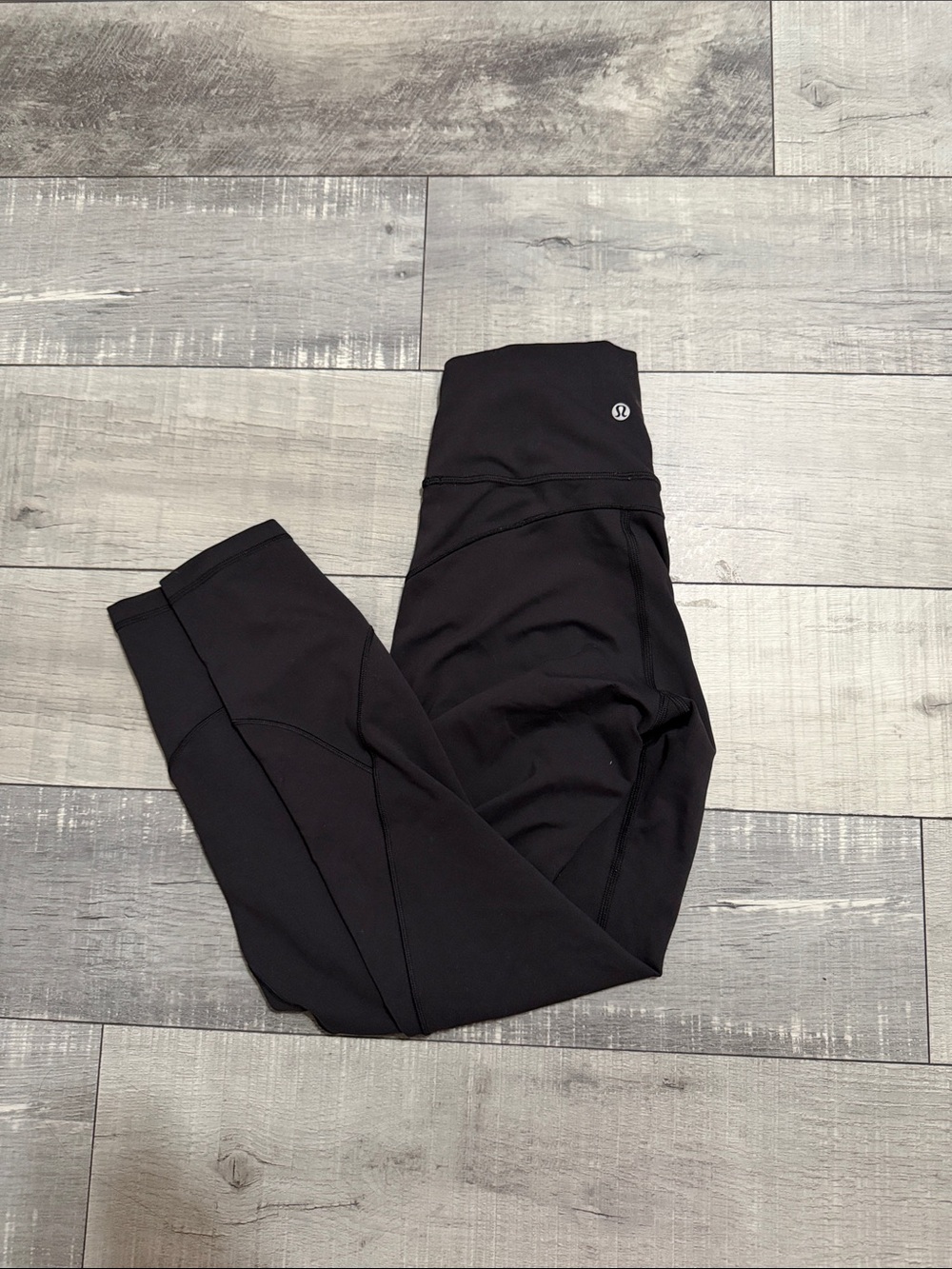 Lululemon In Movement Tight 25" *Everlux Black